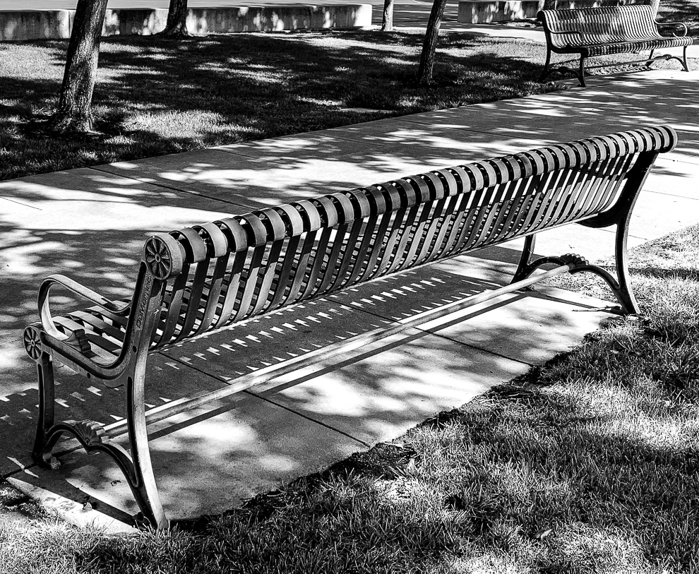 Monochrome Mondays: Empty&nbsp;benches