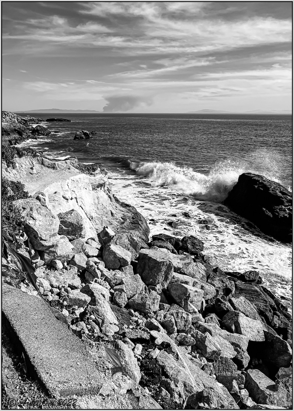 Monochrome Mondays: Crumbling