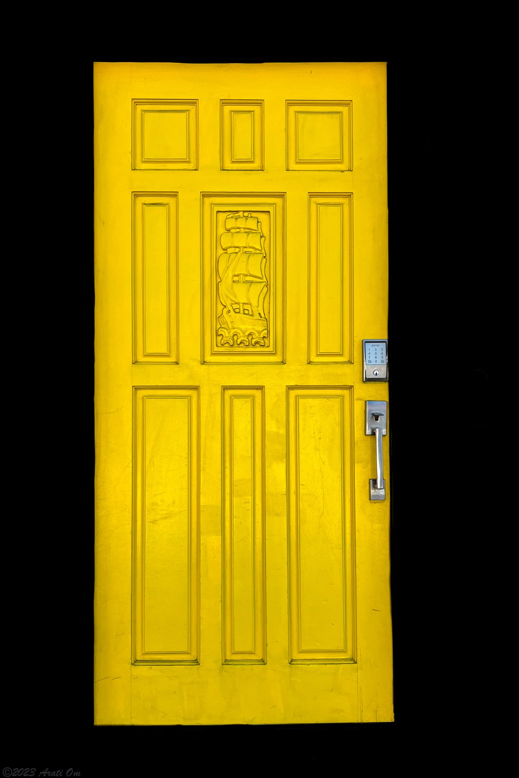 Thursday Doors: Yellow with&nbsp;sails