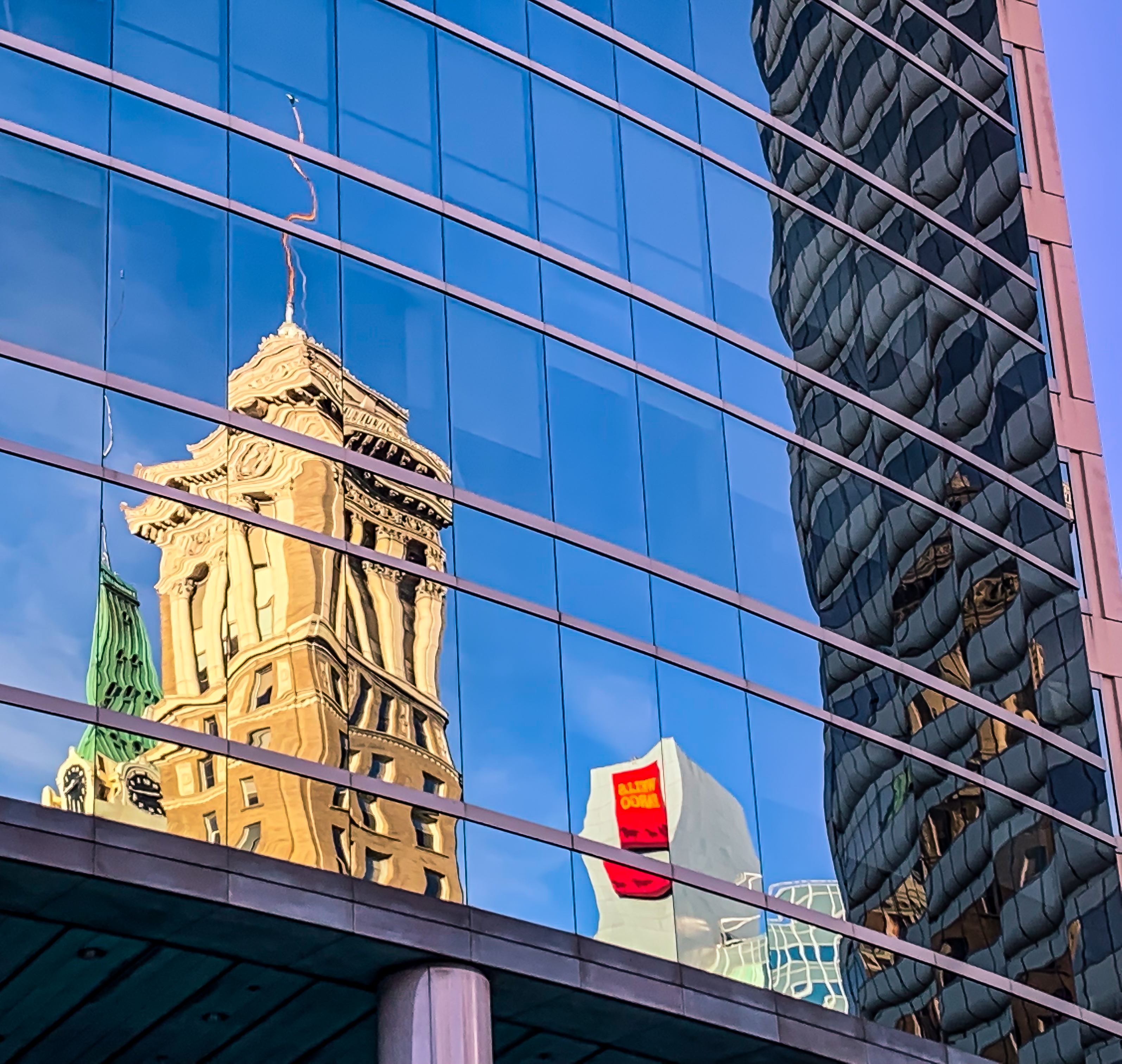 Undulating reflections – Oakland, California