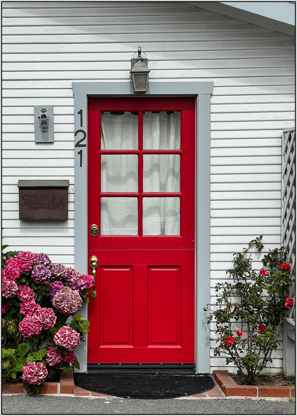 Thursday doors: 121&nbsp;Red