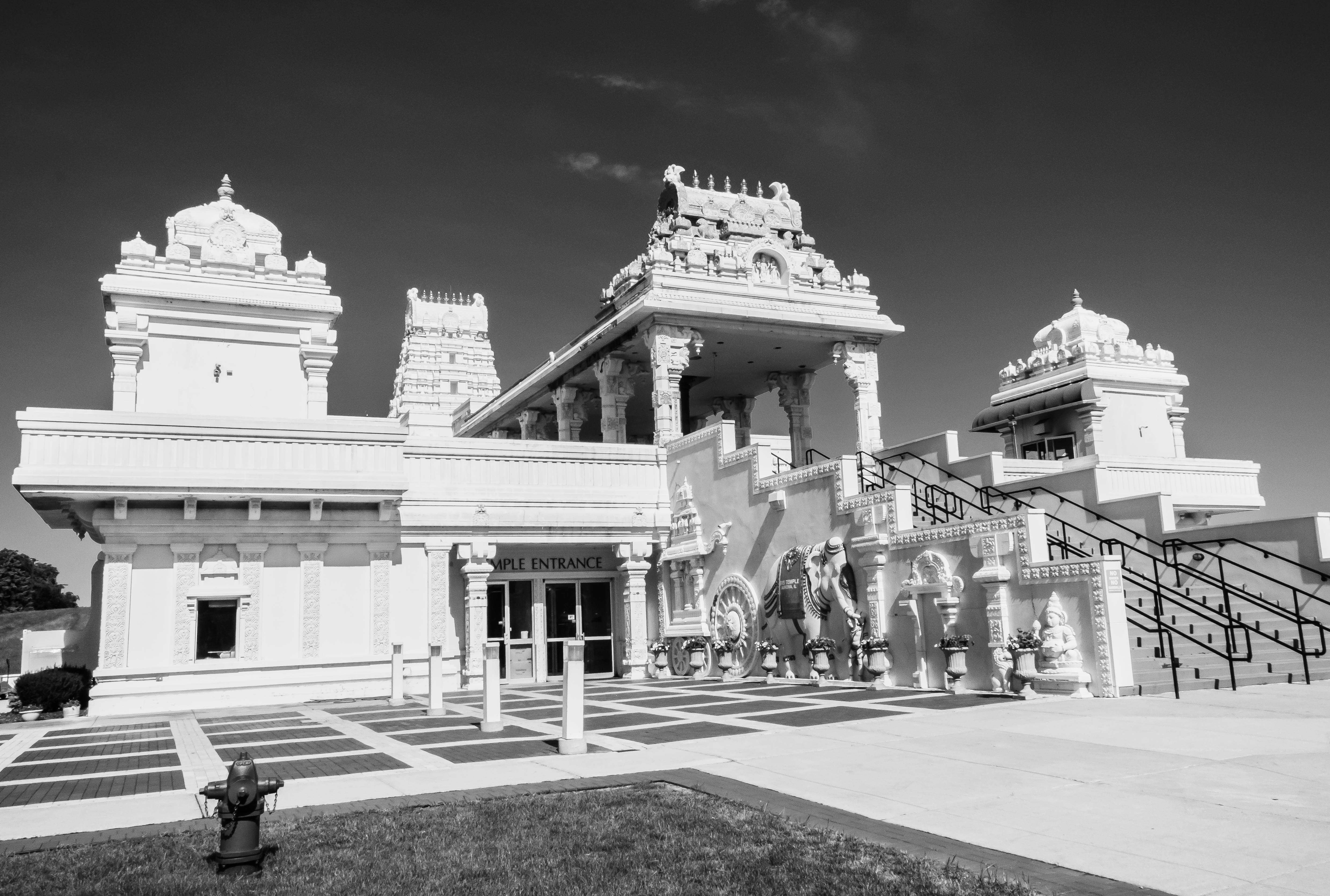 Hindu temple in the midwest