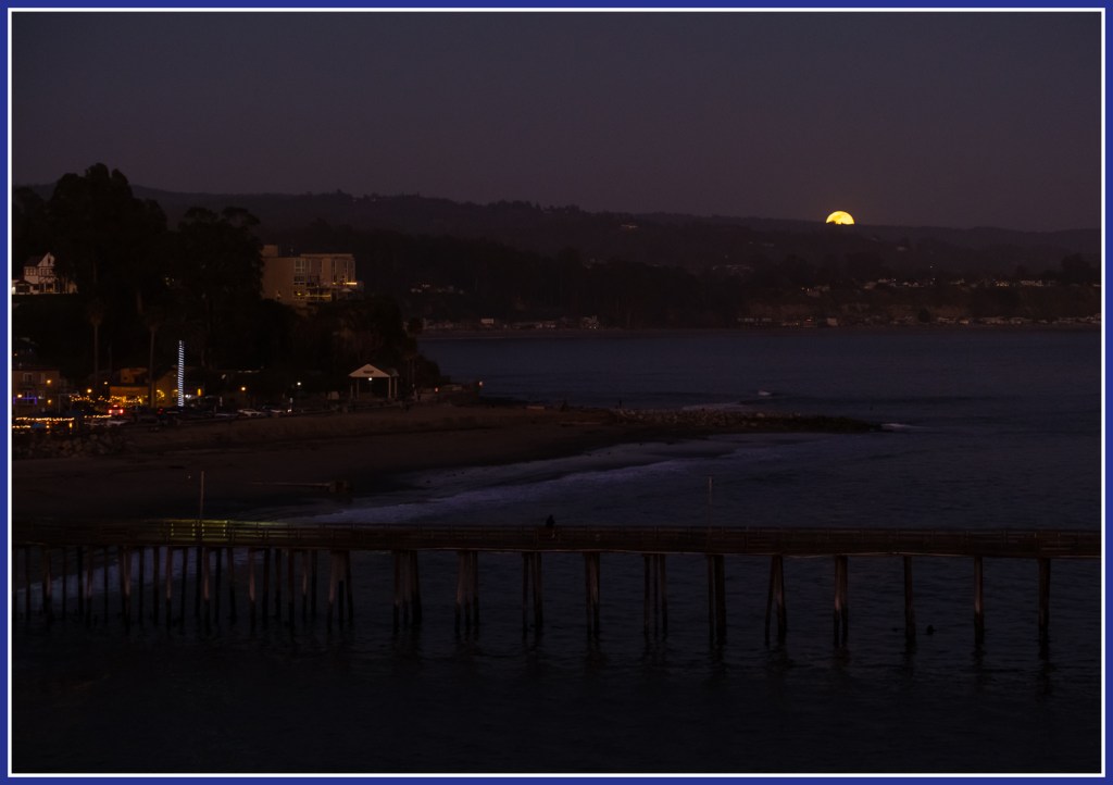 Full moon rising – February&nbsp;16,2022