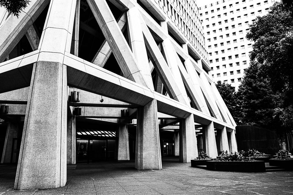 Lens-Artists Photo Challenge # 80: Leading&nbsp;Lines