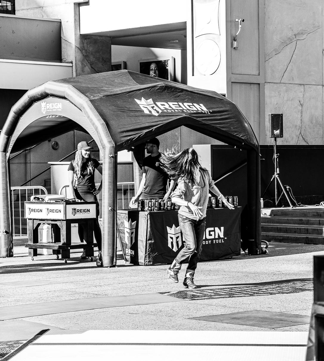 MM-Glee - dancer Hollywood-Highland-5538-2