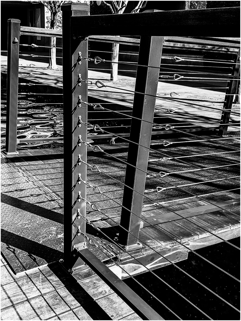 Monochrome Mondays: Tension and the ‘in-between’ state