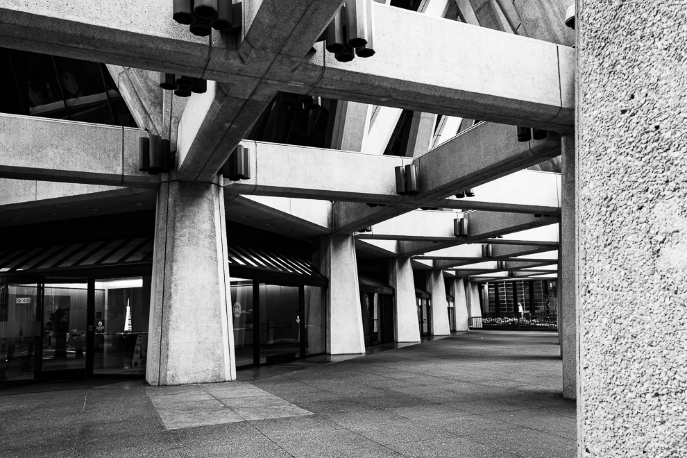 Lens Artisits-Transamerica Pyramid b&amp;w-6164