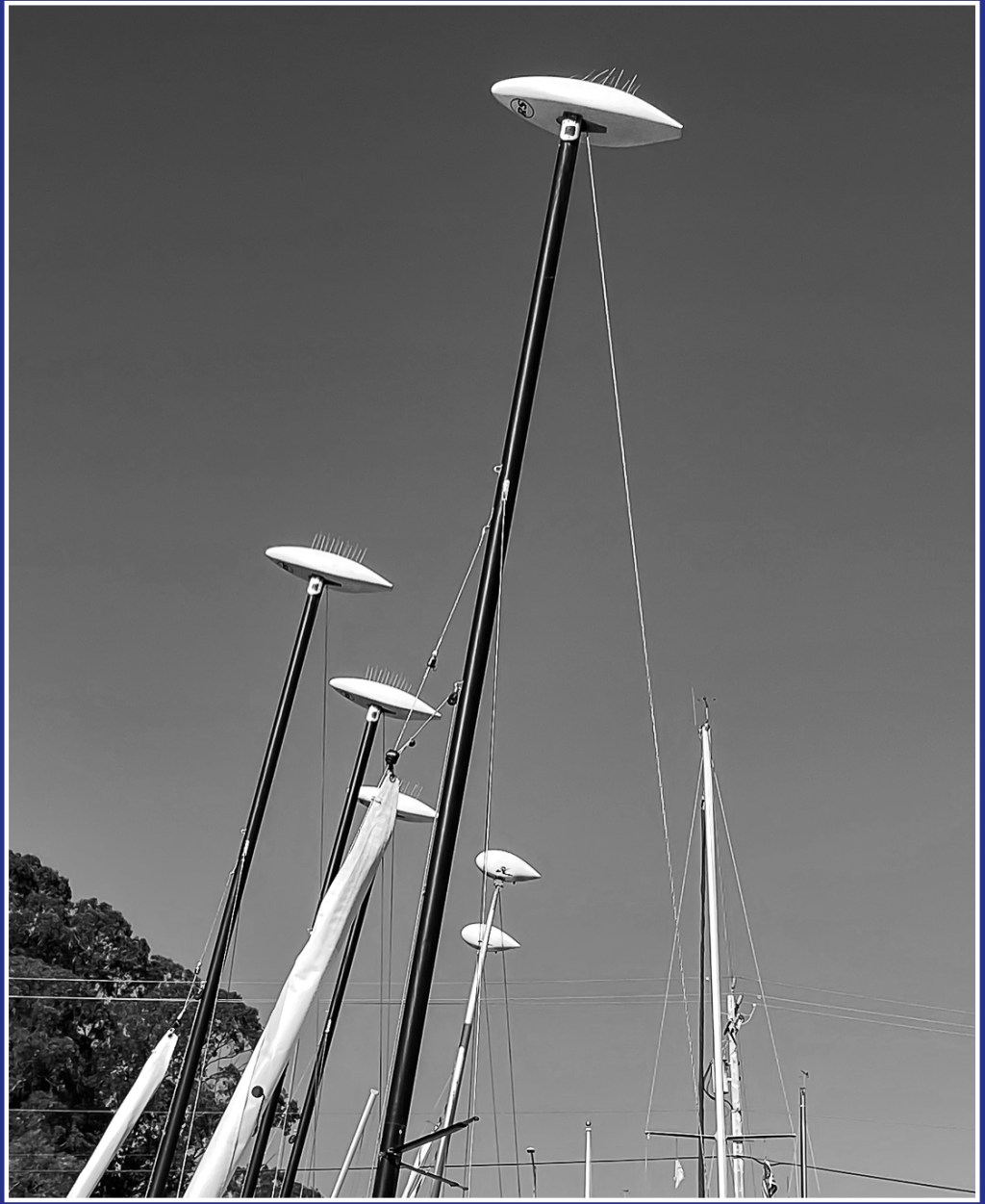 Monochrome Mondays: Masts with&nbsp;hats