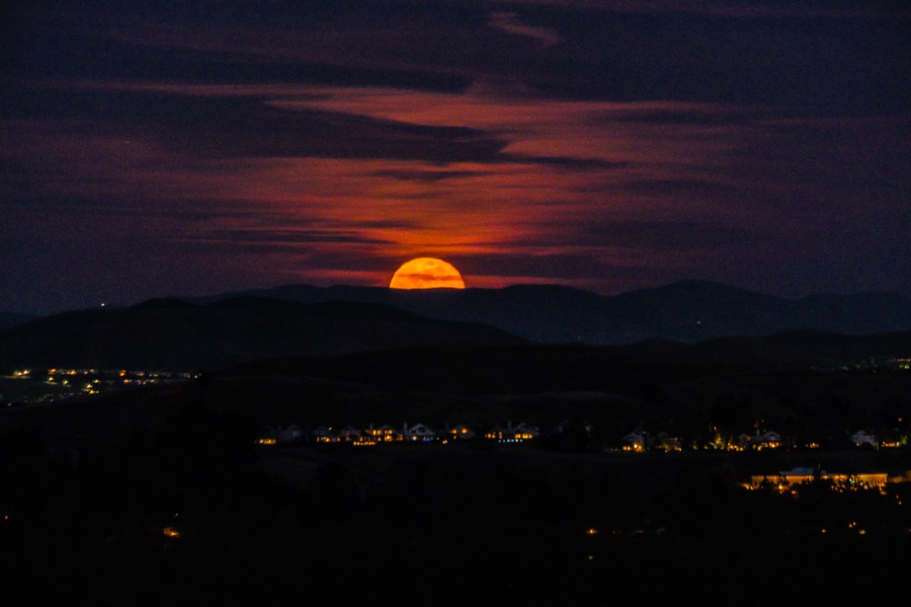 Vesak Day 2020 – Full Flower Moon rising above the&nbsp;Tri-Valley