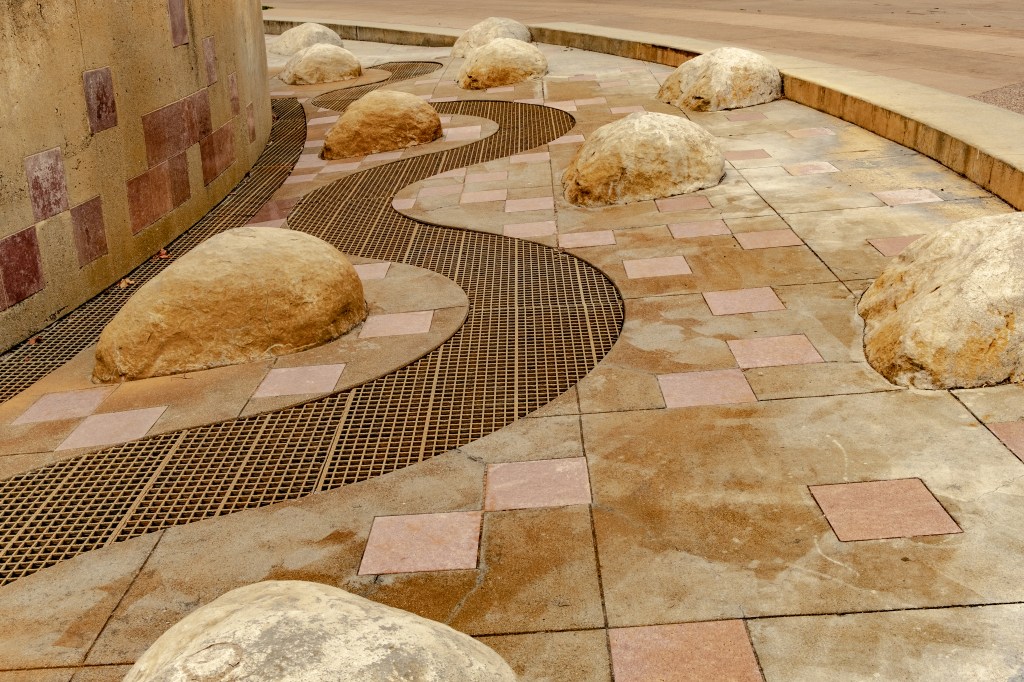 Lens-Artists Photo Challenge:&nbsp;Patterns