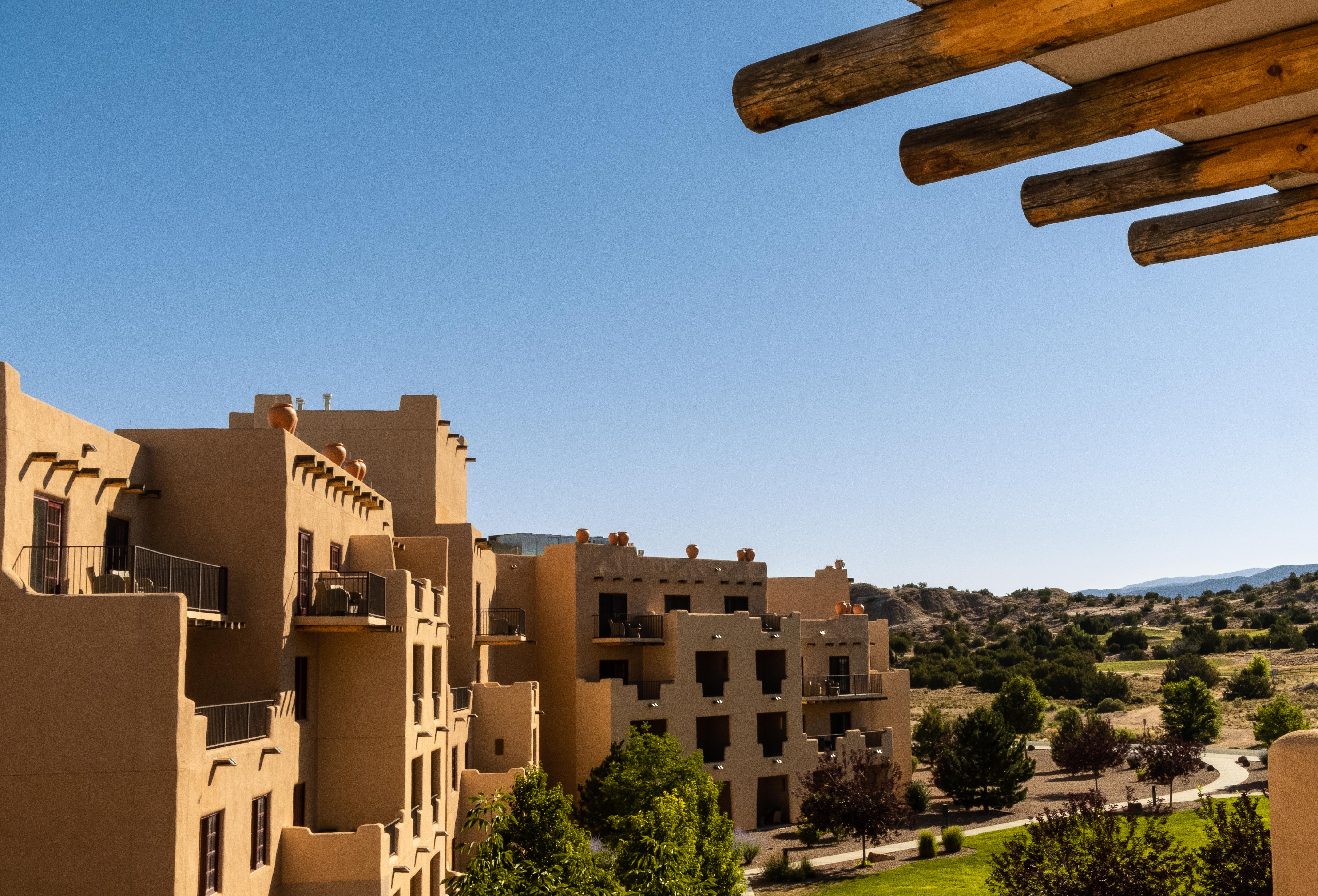 Buffalo Thunder Hilton 2018-1957