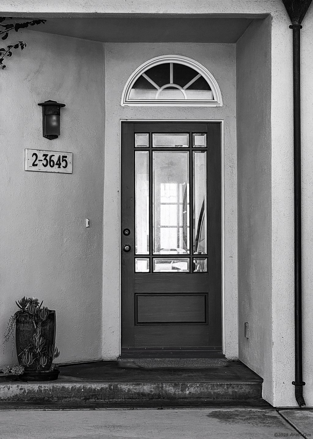 Thursday Doors: at&nbsp;2-3645